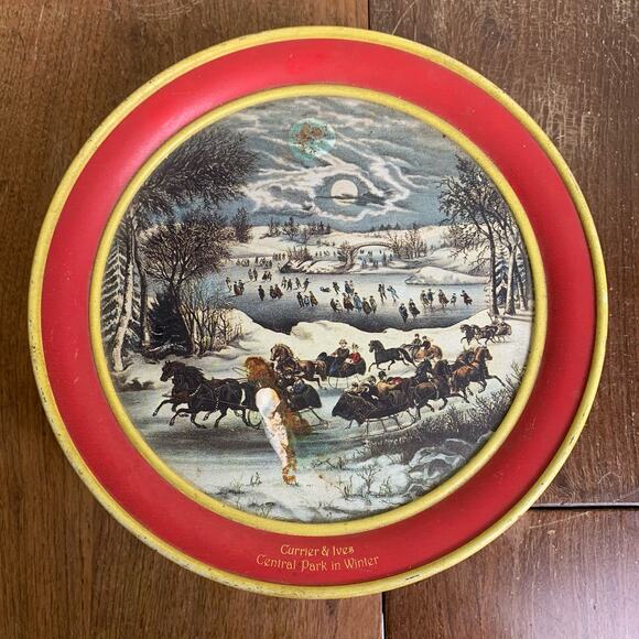 Vintage grandmacore craft Christmas storage tin junk drawer sequin glitter beads - Picture 9 of 13